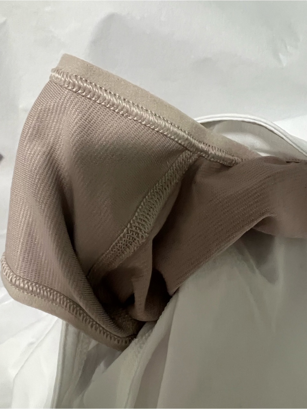 Lululemon Speed Up Shorts 4" White Size 6 NWT Women's Running - Picture 3 of 4